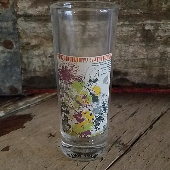 NWT Star Trek Shot Glass set - Picture 2 of 6